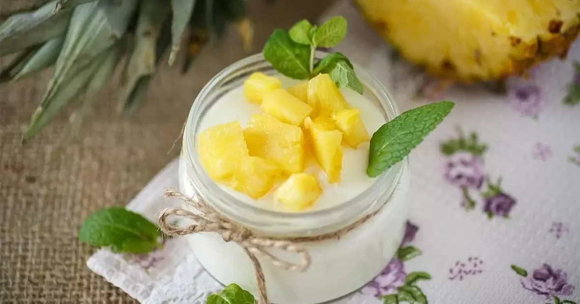 iogurte e abacaxi para rejuvenescimento da pele